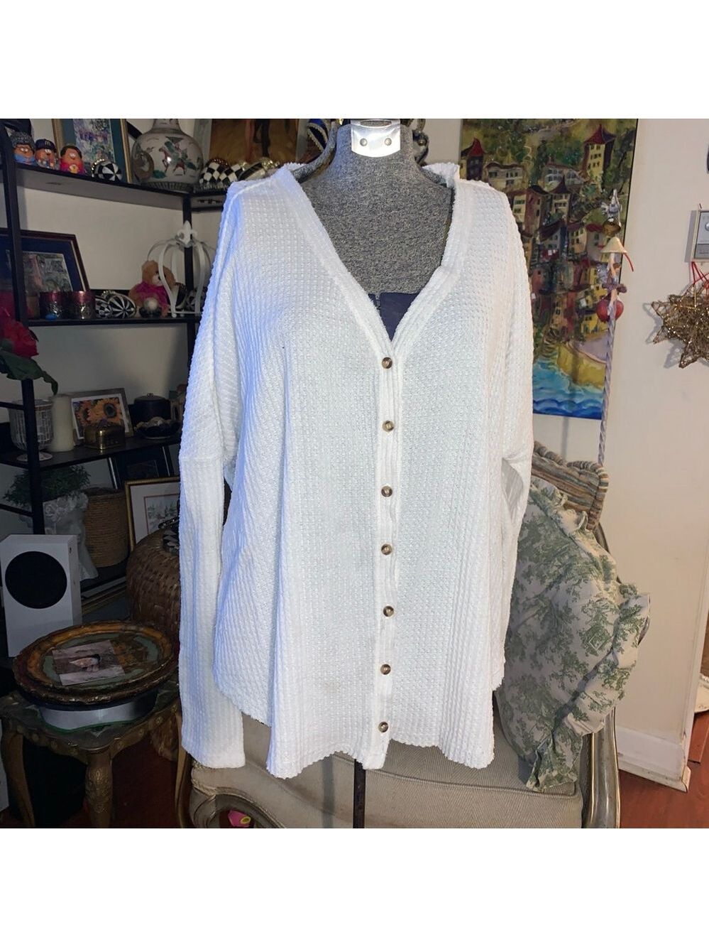 Women's Out From Under White Waffle Knit Cardigan M with Brown Buttons